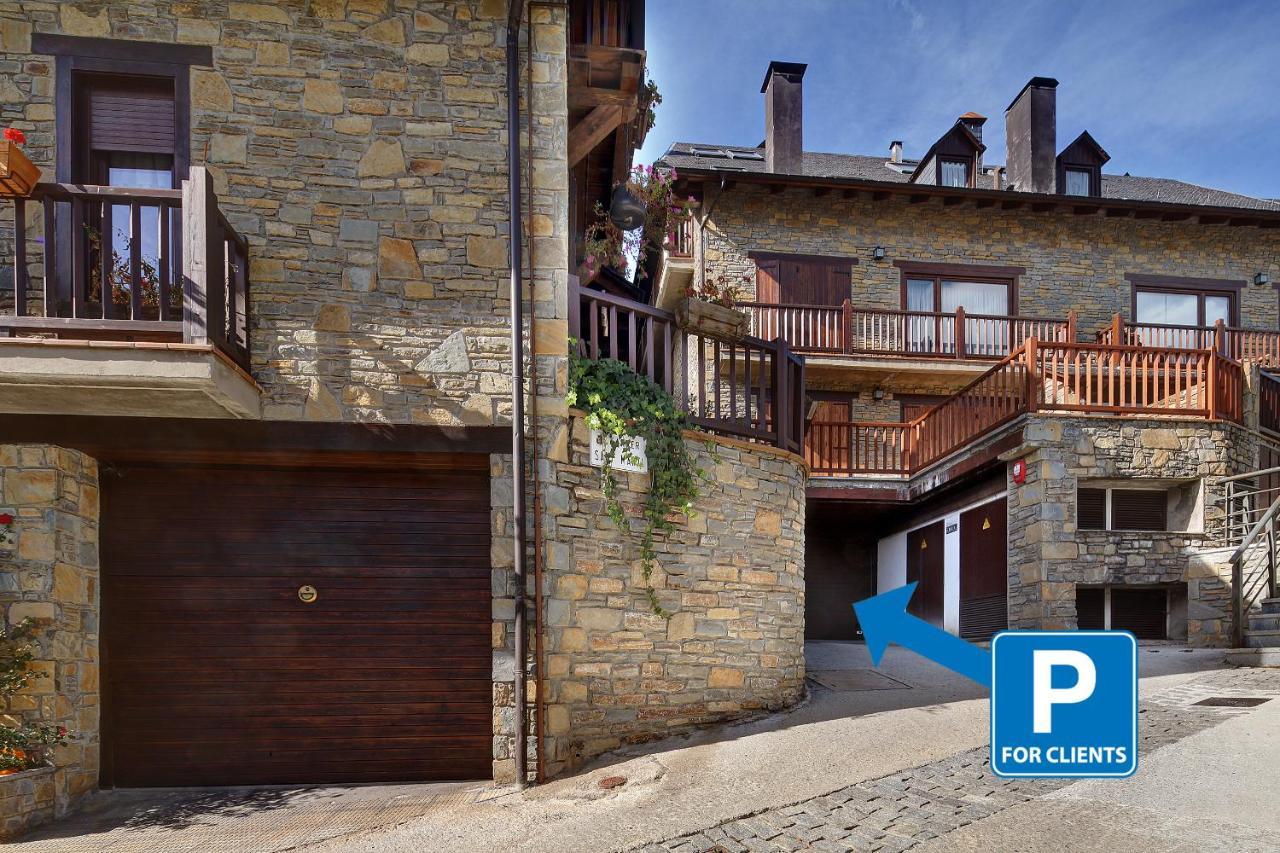 Apartamento La Santeta De Aran Vielha Exterior photo