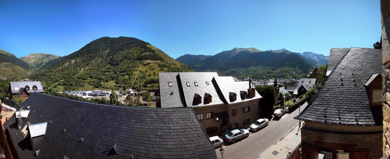 Apartamento La Santeta De Aran Vielha Exterior photo